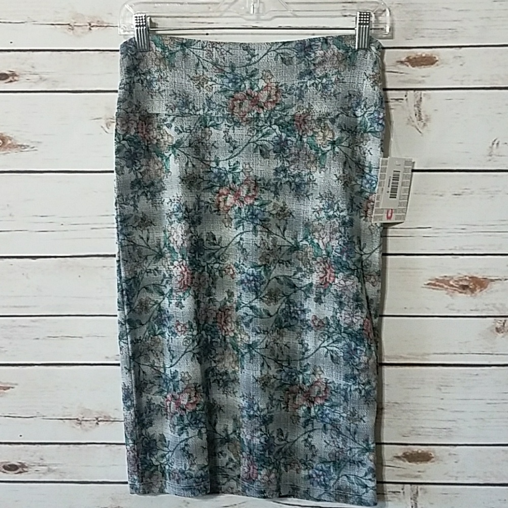LuLaRoe S Cassie